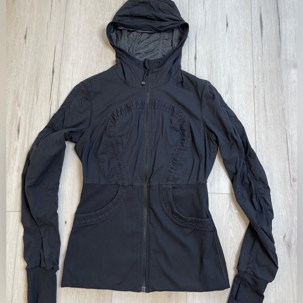 [Lululemon] Black Reversible Studio Dance Jacket III Size 8